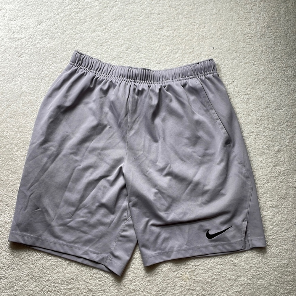 Nike shorts size large